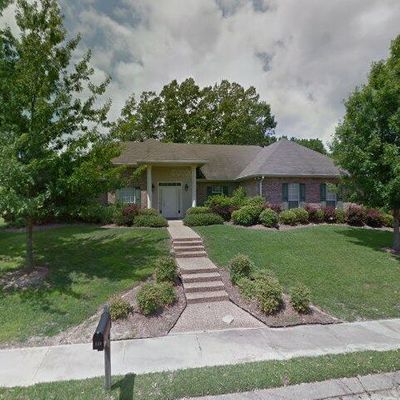 119 Middle Field Dr, Canton, MS 39046