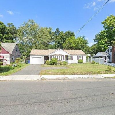 1192 Bay St, Springfield, MA 01109