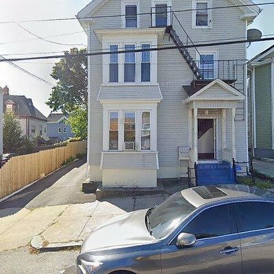 12 Cambridge St, Providence, RI 02908