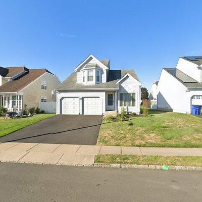 12 Dryden Dr, Burlington, NJ 08016