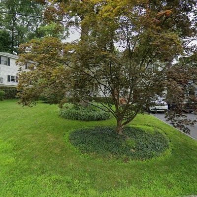 12 Rodman Ln, Westfield, NJ 07090