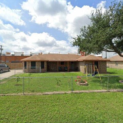 1201 Mesquite Dr, Palmview, TX 78572