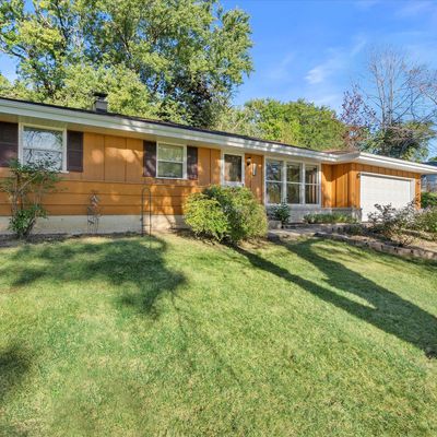 1205 Sunnycrest Dr, Waukesha, WI 53186