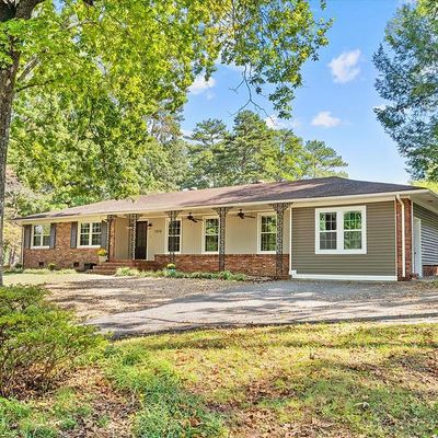 1209 Valencia Dr, Dalton, GA 30720