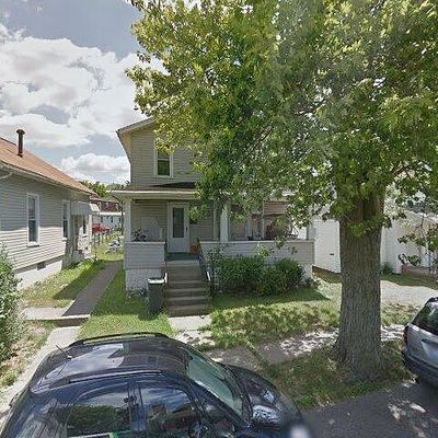 121 Scott St, Uhrichsville, OH 44683