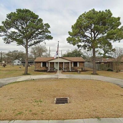 1215 Park Dr, La Porte, TX 77571