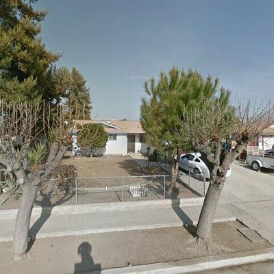 1416 E Cypress Ave, Tulare, CA 93274