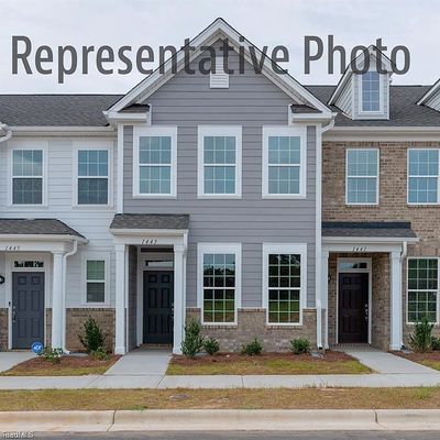 1419 Springvale Hill Dr, Kernersville, NC 27284