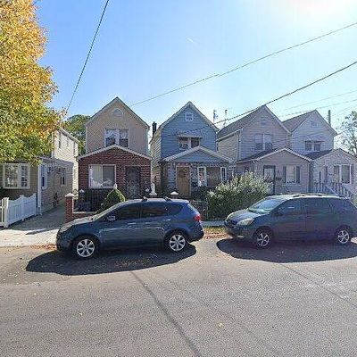 14206 116 Th Ave, Jamaica, NY 11436