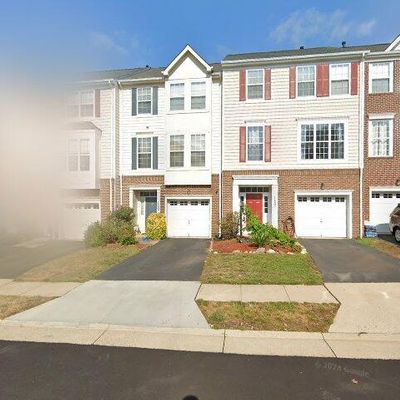 14285 Legend Glen Ct, Gainesville, VA 20155