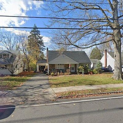 143 Runnymede Rd, West Caldwell, NJ 07006