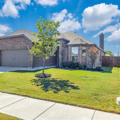 1436 Eagle Nest Dr, Azle, TX 76020