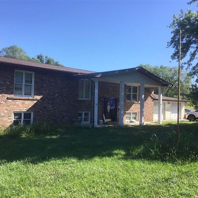 1439 Berry Dairy Rd, De Soto, MO 63020