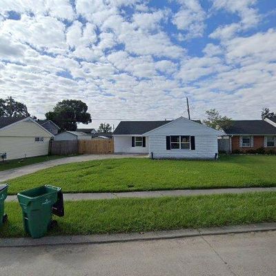 145 Anne Dr, Westwego, LA 70094