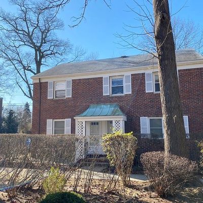 146 Manor Dr, Red Bank, NJ 07701