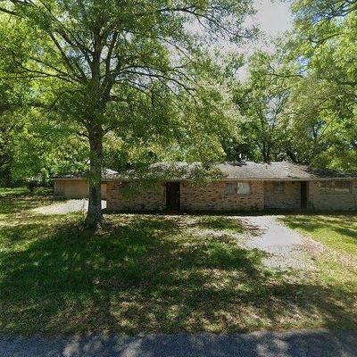 1469 Huntsman St, Orange, TX 77632