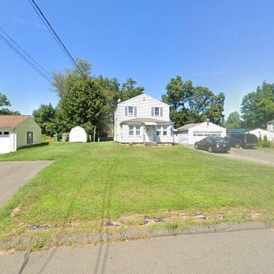 15 Norwalk Ave, Bristol, CT 06010