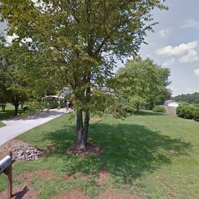 150 Greenhaven Dr, Lexington, NC 27292