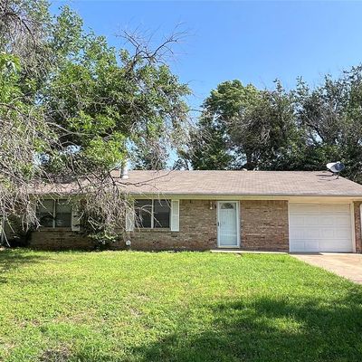 1511 Avenue C, Graham, TX 76450