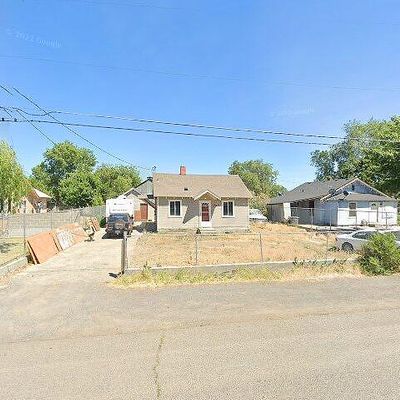 1515 S 16 Th St, Yakima, WA 98901