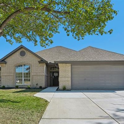 1518 New Haven Dr, Mansfield, TX 76063