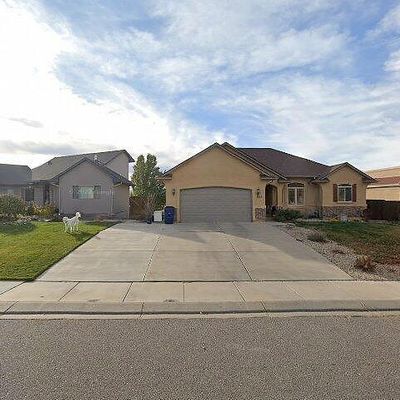 1523 Lynn Meadows Dr, Pueblo, CO 81005