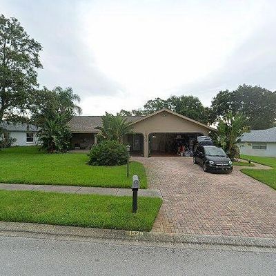 1525 Wicklow Dr, Palm Harbor, FL 34684