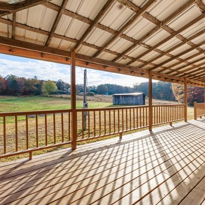 153 Tracey Beach Rd, Oakdale, TN 37829