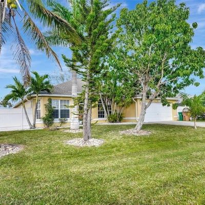 153 Se 25 Th Ln, Cape Coral, FL 33904