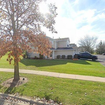 1533 W Remington Ln, Round Lake, IL 60073