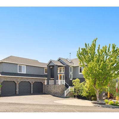 154 Palos Verdes, White Salmon, WA 98672