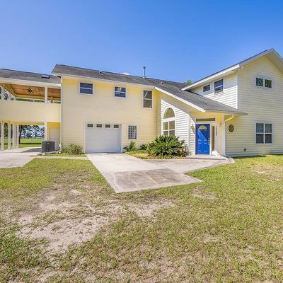 13340 N Bronson Ave, Trenton, FL 32693