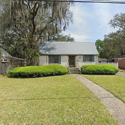 1361 Nicholson Rd, Jacksonville, FL 32207