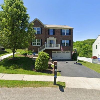 137 Broadstone Dr, Mars, PA 16046