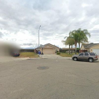 13860 E 4 Th St, Parlier, CA 93648