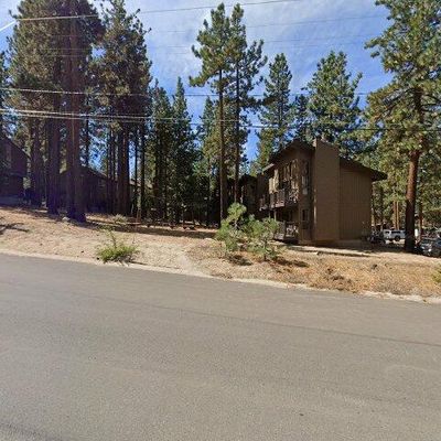 1390 Ski Run Blvd #11, South Lake Tahoe, CA 96150