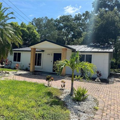 1395 Davis Rd, Dunedin, FL 34698