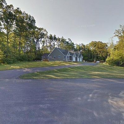 14 Kyle Hunter Cir, Rutland, MA 01543