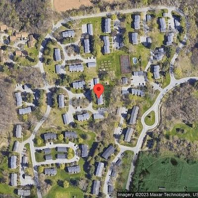 14 Stonehedge Dr #L, South Burlington, VT 05403