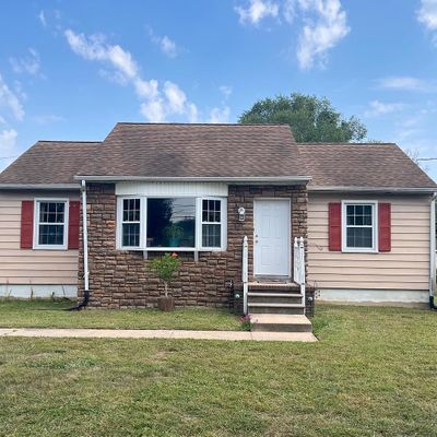 1404 W Oak Rd, Vineland, NJ 08360