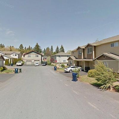 1649 Ne Lotus Dr #2, Bend, OR 97701