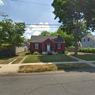 17 Fisher Ave, Middlesex, NJ 08846