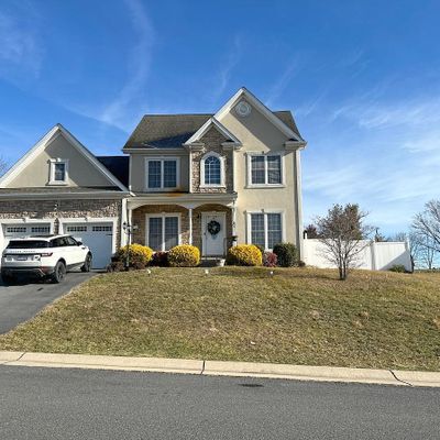 17 Foxcrest Ridge, Staunton, VA 24401