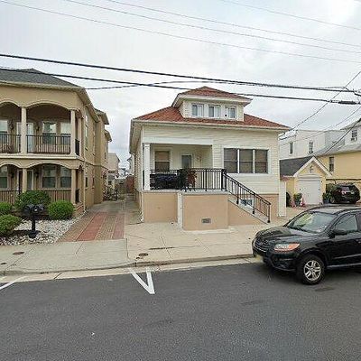 17 S Frontenac Ave, Margate City, NJ 08402