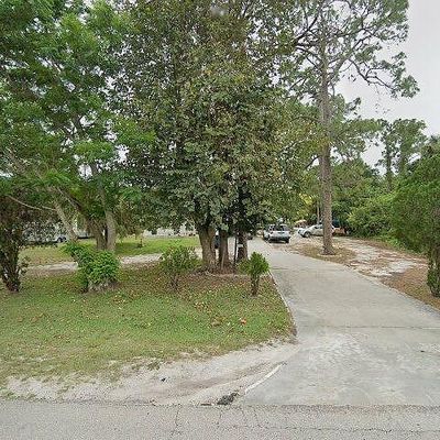 1702 E 6 Th St, Lehigh Acres, FL 33972