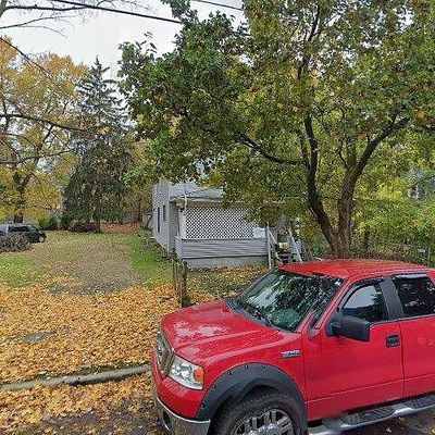 1706 Maplewood Ave, Lansing, MI 48910