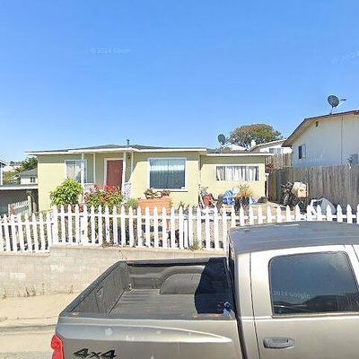 1716 Harding St, Seaside, CA 93955