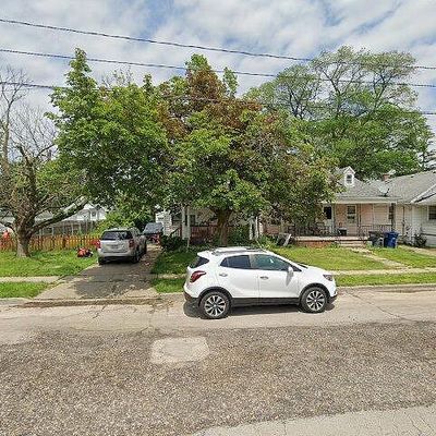 1744 Berdan Ave, Toledo, OH 43613