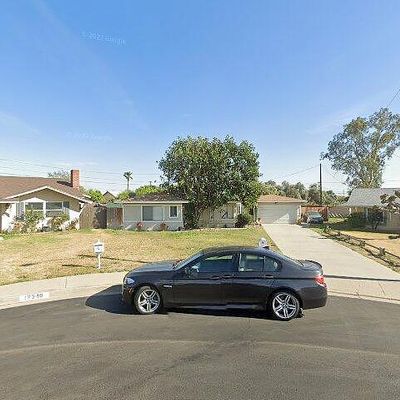 17535 Anastasia Ct, Fontana, CA 92335