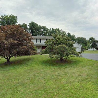 1776 High Ridge Rd, Bethlehem, PA 18015